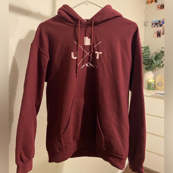 Burgundy Utah sweatshirt - Picture 1 of 3
